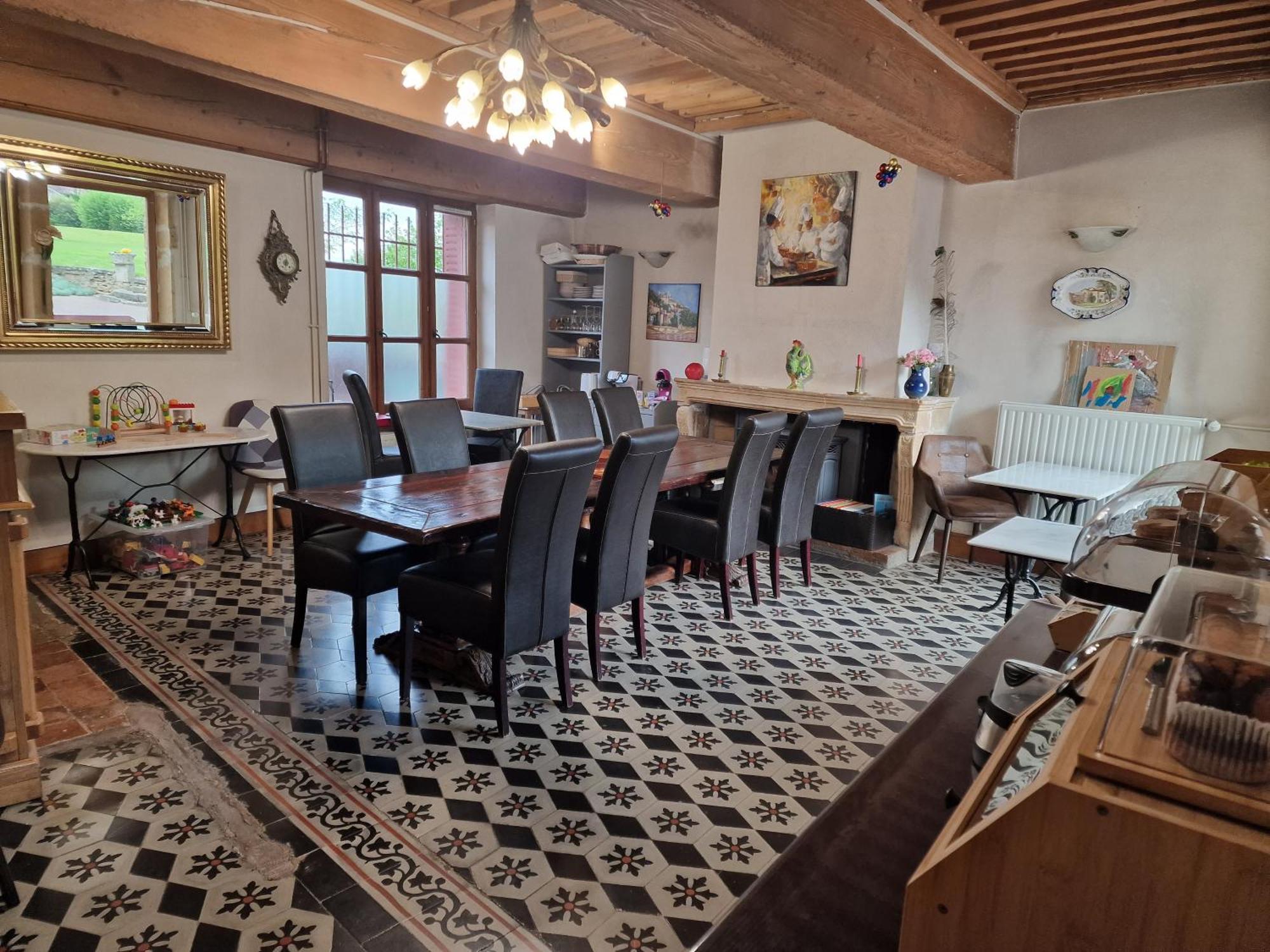 Le Relais Des Dames Bed and Breakfast Neuville-sur-Saône Exteriör bild